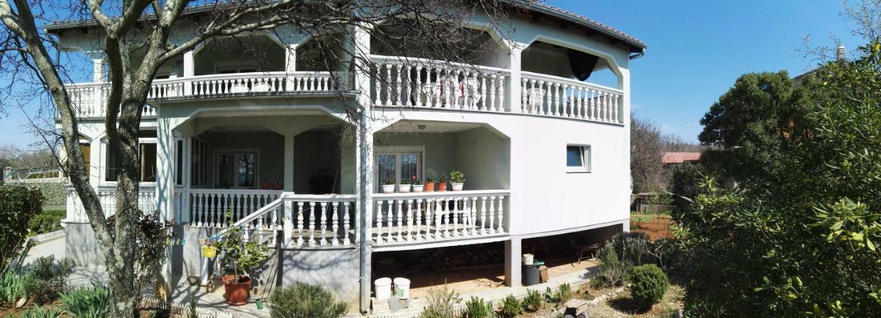 Apartment Pezić Veglia Exterior foto